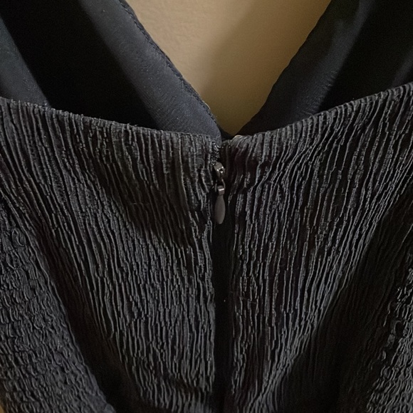 Abercrombie & Fitch A&F Crinkle Texture Twist Front Mini Dress Navy Blue SM/Tall - Picture 3 of 5